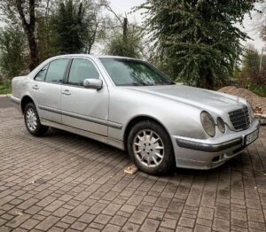 black_service_kr_126621778_2468581736778044_2953384202126665641_n