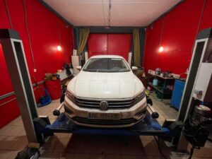 black_service_kr-6014cf18